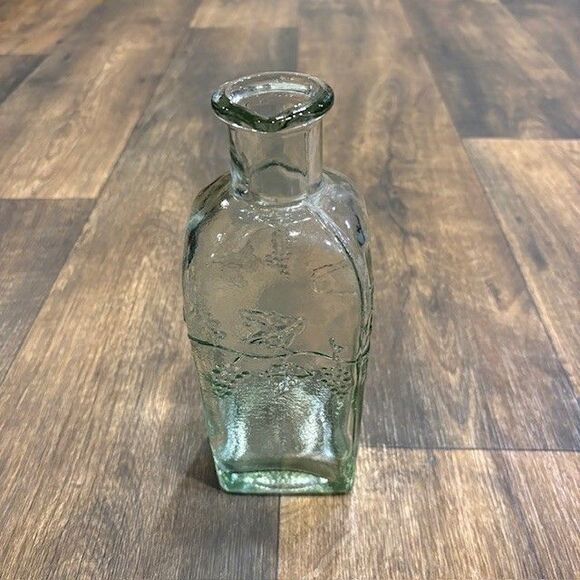 Vintage Green Glass Cruet Bottle Embossed Grapes Vine Olive Oil Vinegar Decanter - Picture 2 of 9
